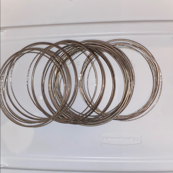Silver bangles - Picture 1 of 4